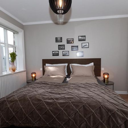 Lovely 2-Bedroom Apartment In Akureyri Exterior photo